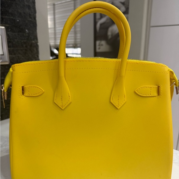 Yellow Designer Handbag - Picture 3 of 9